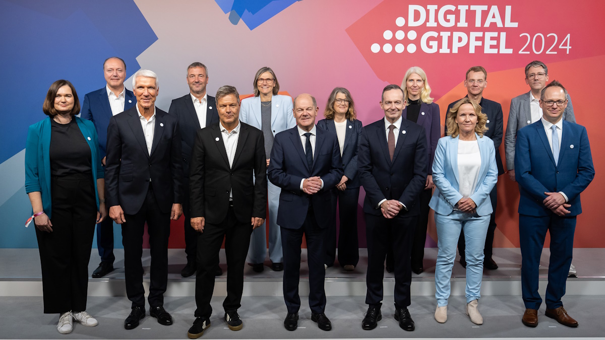 Gruppenfoto mit Volker Wissing beim Digital-Gipfel 2024