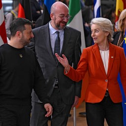 Wolodymyr Selenskyi, Charles Michel und Ursula von der Leyen 